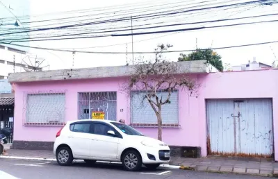 Casa com 3 quartos para alugar na Rua Presidente Roosevelt, 715, Centro, São Leopoldo