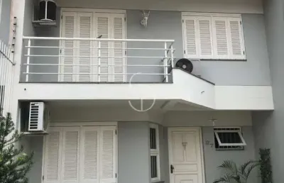 Casa com 3 quartos à venda na Rua Guaporé, 27, Santo André, São Leopoldo