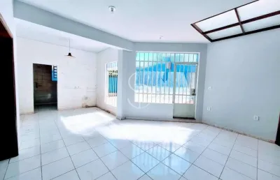 Casa com 3 quartos para alugar na Avenida Mauá, 632, Centro, São Leopoldo