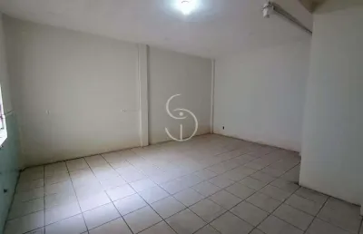 Kitnet / Stúdio para alugar na Rua José Bonifácio, 64, Centro, São Leopoldo