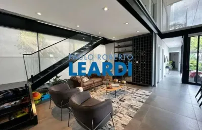 Casa em condomínio fechado com 5 quartos à venda no San Fernando Valley, Atibaia 