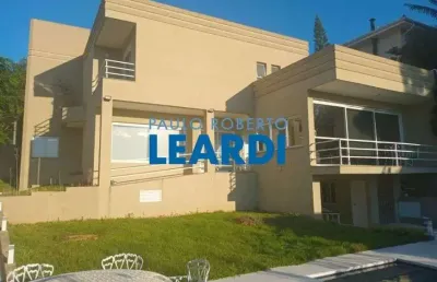 Casa em condomínio fechado com 3 quartos à venda no Parque Arco Iris, Atibaia 