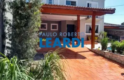 Casa com 3 quartos para alugar no Retiro das Fontes, Atibaia 