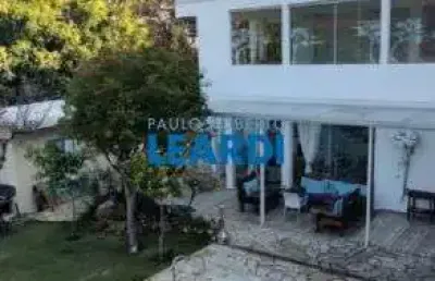 Casa em condomínio fechado com 5 quartos à venda no Refúgio, Atibaia 