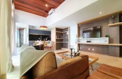Casa com 2 quartos à venda na Avenida Engenheiro Roberto Freire, Ponta Negra, Natal