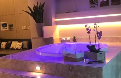 Apartamento à venda na Avenida Deputado Antônio Florêncio de Queiroz, 3335, Ponta Negra, Natal