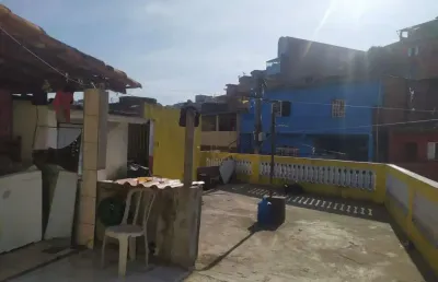 Casa com 2 quartos à venda na Rua Sabiá, Jardim Briquet, Itapevi