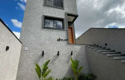 Casa a venda no condomínio nova jaguari santana de parnaíba.