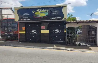 Casa com 3 quartos à venda na Avenida Inocêncio Seráfico, Centro, Carapicuíba