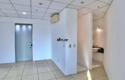 Sala comercial à venda na Avenida Copacabana, Empresarial 18 do Forte, Barueri