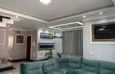 Casa com 3 quartos para alugar na Rua Das Flores De Maio, Portais (Polvilho), Cajamar