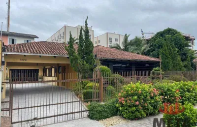 Casa com 4 dormitórios à venda, 300 m² por r$ 1.680.000,01 - santo antônio - joinville/sc