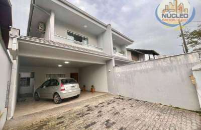 Casa com 3 dormitórios à venda, 167 m² por r$ 900.000,00 - centro (pirabeiraba) - joinville/sc
