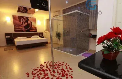 Casa comercial para alugar na Rua Bittencourt, Vila Nova, Santos