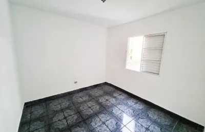 Apartamento com 2 quartos à venda na Rua Eduardo dos Santos, Vila Perracini, Poá