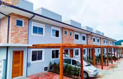 Casa com 2 quartos à venda na Rua Leonel Pereira, 605, Cachoeira do Bom Jesus, Florianópolis