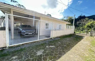 Casa com 3 quartos para alugar na Servidão Oliveira, 319, Cachoeira do Bom Jesus, Florianópolis