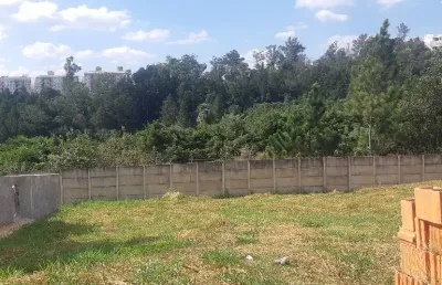 Vendo lote chacur tenho varias opções  fale comigo!more no condomínio  mais seguro da  região!