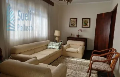 Casa boa localização jardim londres-próximo a hospital-escola-mercado-acesso fácil a rodovias-aceita financiamento e fgts-valor de venda $600.000,00.