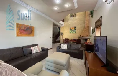 Oportunidade-belo sobrado no parque alto taquaral-piscina-iluminação natural-aquecimento solar-5 vagas-permuta por casa menor-valor r$1.490.000,00.