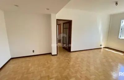 Apartamento 3 dormitórios wc auxiliar. cód. rp389992