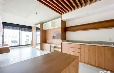 Apartamento para alugar no bairro cidade baixa com 32 m² e 1 dormitório/quartos.