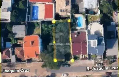 Terreno à venda no bairro santo antônio com amplo espaço para construção.