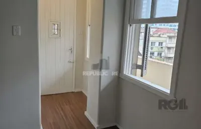 Apartamento à venda no bairro cidade baixa com 35 m² e 1 dormitório/quarto disponível.