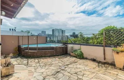 Ampla cobertura de 181m² com 2 quartos, suíte e 2 vagas no bairro são joão!
