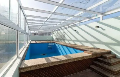 Casa incrível com 444m² privativos, para uso misto, residencial ou comercial.