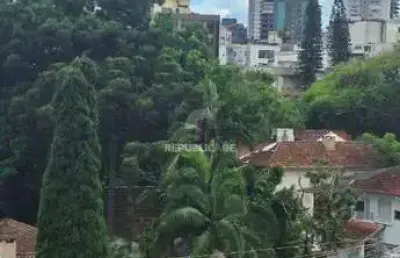 Cobertura à venda com 3 dormitórios no bairro petrópolis, área de 250 m².