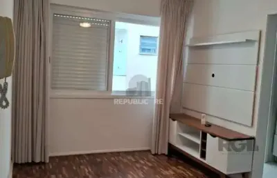 Apartamento à venda no bairro cidade baixa com 42 m² e 1 dormitório/quartos disponíveis.