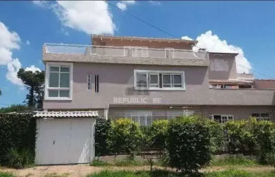 Excelente casa de 188m² com 5 quartos sendo 2 suítes