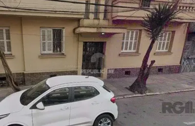 Apartamento à venda no bairro floresta com 70m² e 3 dormitórios/quartos disponíveis.