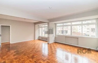 Apartamento à venda no bairro independência com 135 m² e 3 dormitórios/quartos.