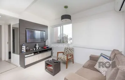 Apartamento à venda com 53 m² e 2 dormitórios/quartos no bairro azenha