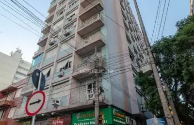 Apartamento à venda no bairro bom fim com 3 dormitórios e 138 m² de área útil.