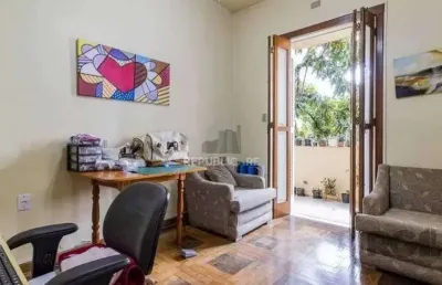 Apartamento à venda com 115 m², 3 dormitórios no bairro cidade baixa.