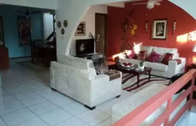 Casa residencial à venda no bairro floresta com 450 m² e 3 dormitórios/quartos.