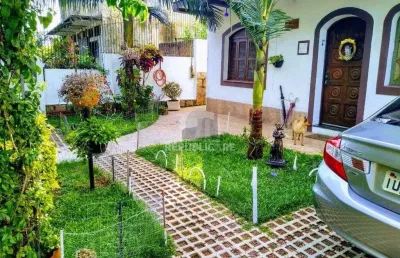 Casa para venda - 240m², 3 dormitórios, 3 vagas - teresópolis