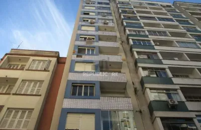 Apartamento à venda no centro histórico com 3 dormitórios/quartos e 93 m² de área útil