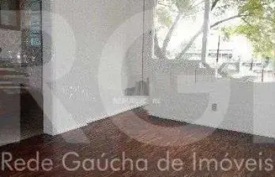 Apartamento à venda na cidade baixa com 43 m² e 1 dormitório/quarto disponível.