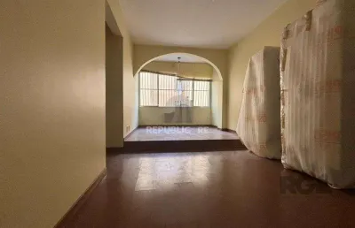 Apartamento à venda no menino deus com 1 dormitório e 45 m² de área útil