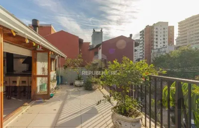 Apartamento à venda no bairro rio branco com 4 dormitórios e 238 m² de área útil.