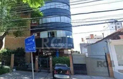 Apartamento à venda no bairro petrópolis com 72 m² e 2 dormitórios/quartos disponíveis.