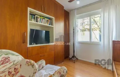 Apartamento à venda com 3 dormitórios no bairro petrópolis, 118m² de área útil.