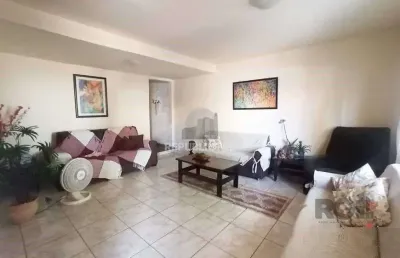 Casa residencial à venda no bairro menino deus com 5 dormitórios e 343 m².