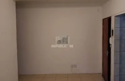 Apartamento à venda no bairro auxiliadora com 37 m² e 1 dormitório/quarto disponível.