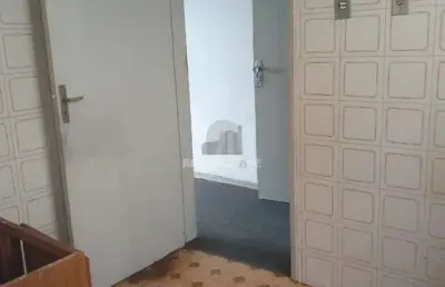 Apartamento à venda no bairro cristal com 50m² e 2 dormitórios/quartos disponíveis.
