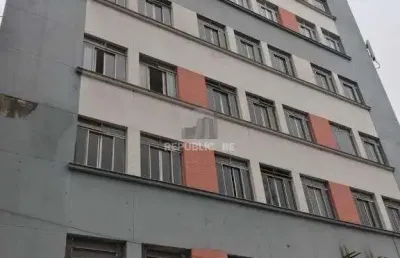 Escritório à venda no centro histórico com 64 m² de área útil disponível